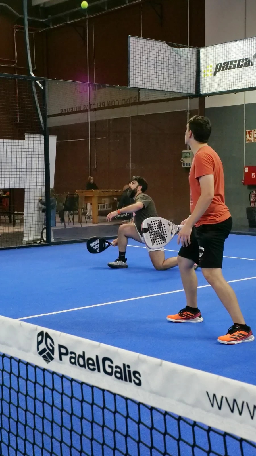 Clubes, proyectos y comunidades amateur — 10