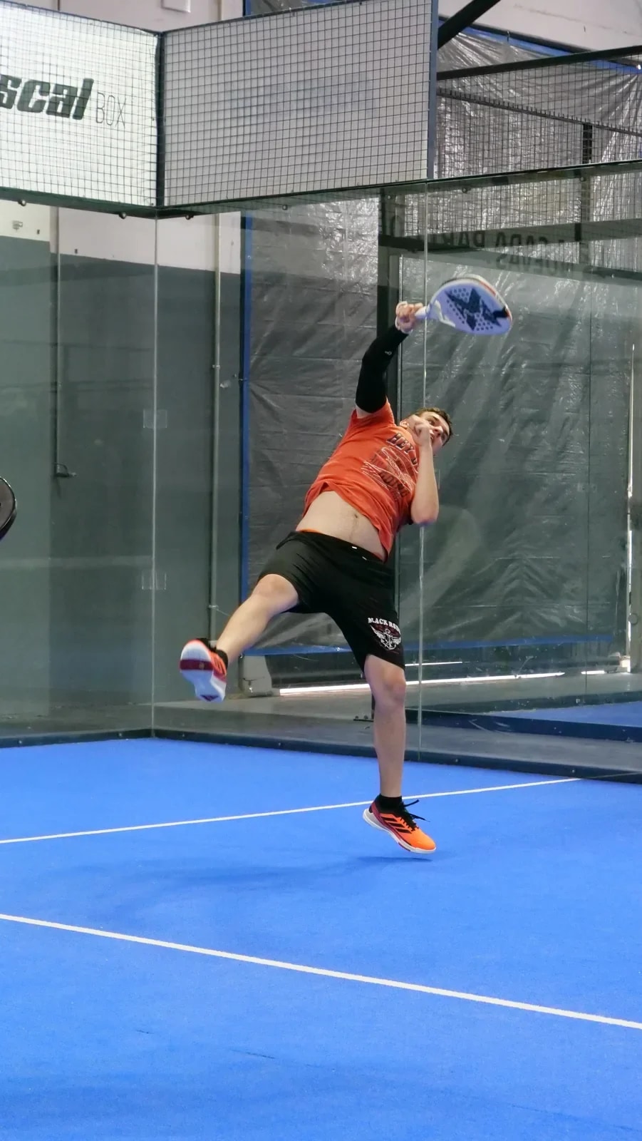 Clubes, proyectos y comunidades amateur — 12